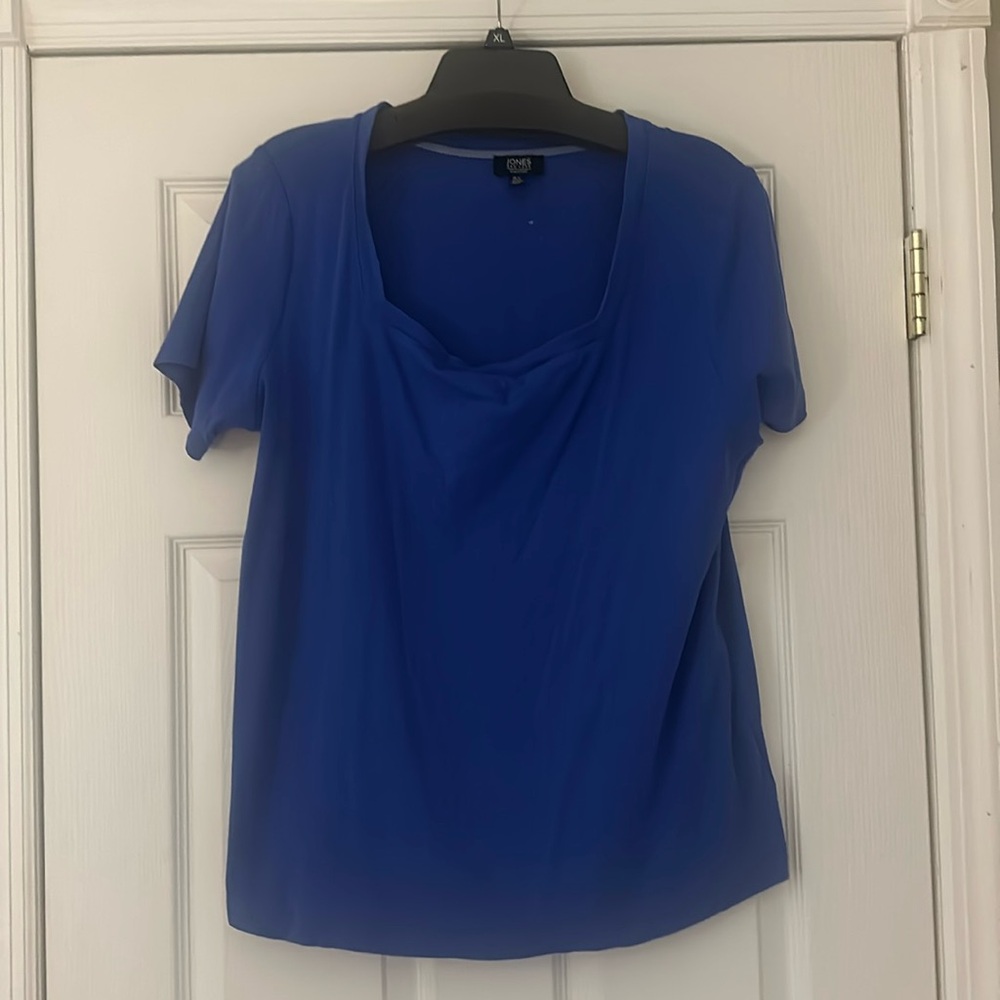 Woman’s top
